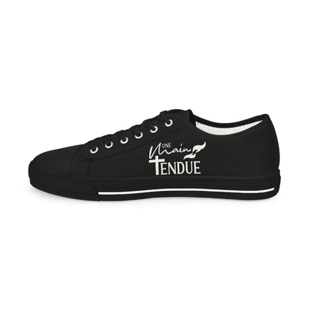 Basckettes noires  logo blanc UMT7